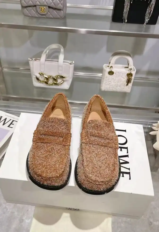 hype Loewe Leather Shoes