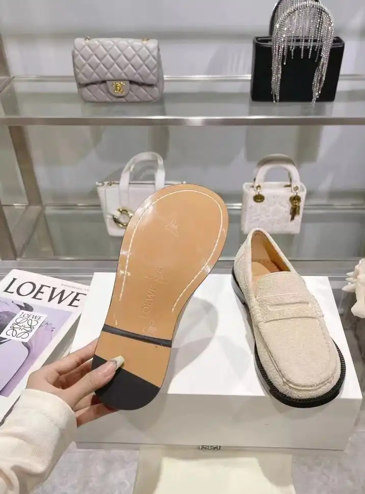 hype Loewe Leather Shoes