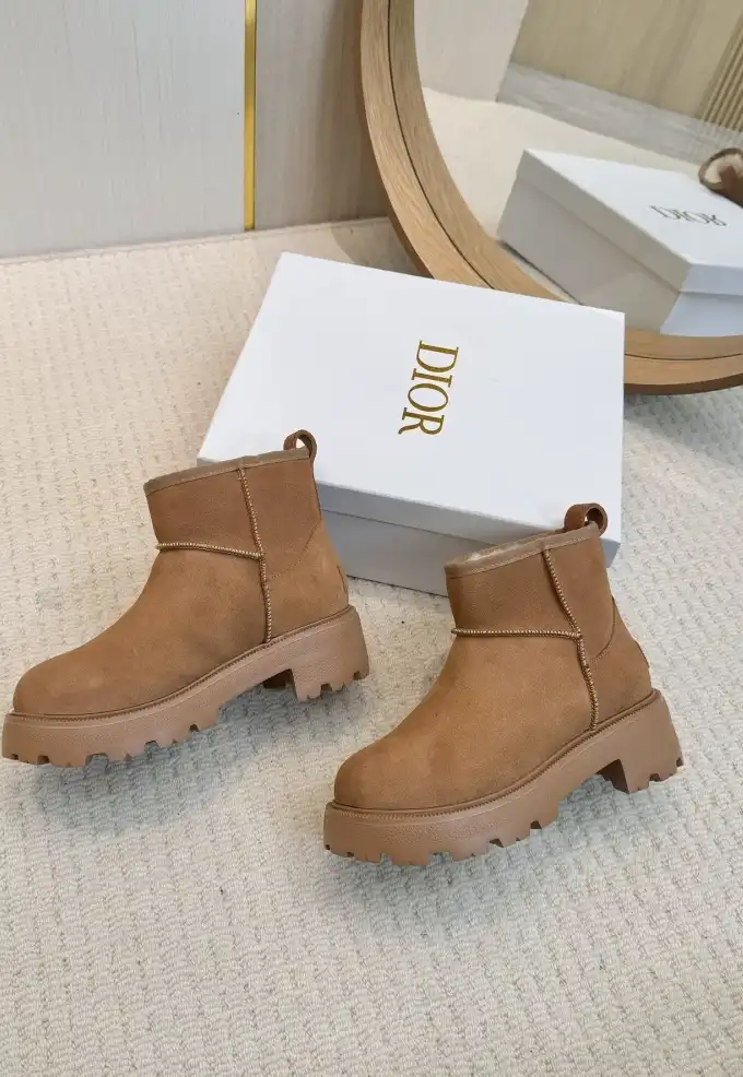 hype Christian Dior Boots