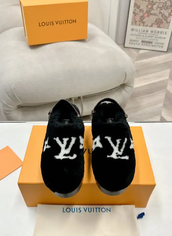 hype LV Slippers