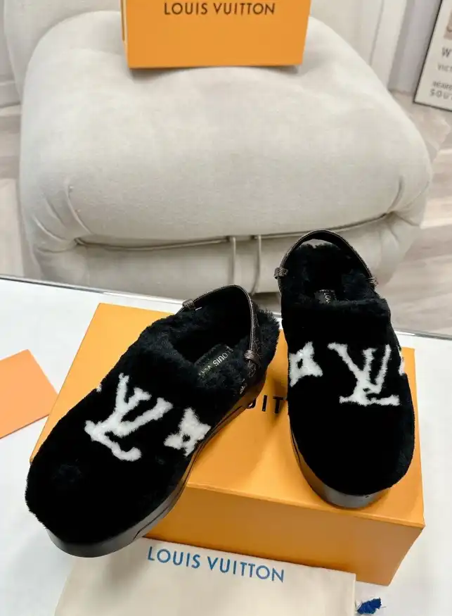 hype LV Slippers