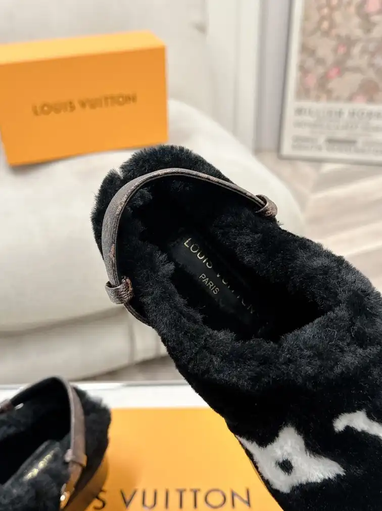 hype LV Slippers