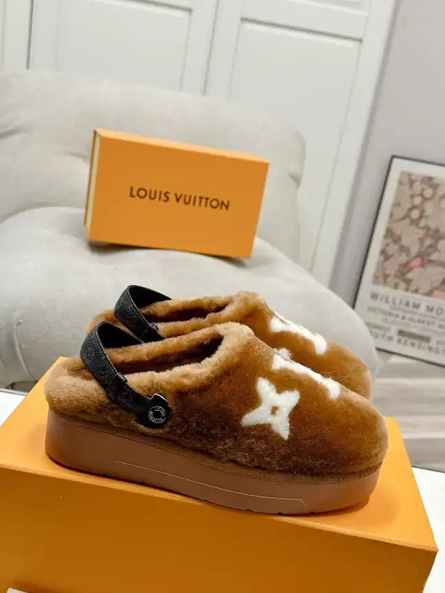 hype LV Slippers