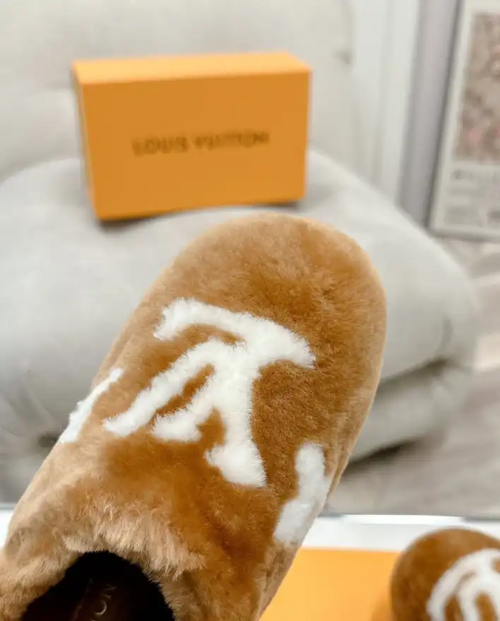 hype LV Slippers