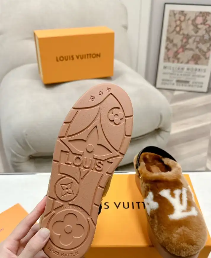 hype LV Slippers