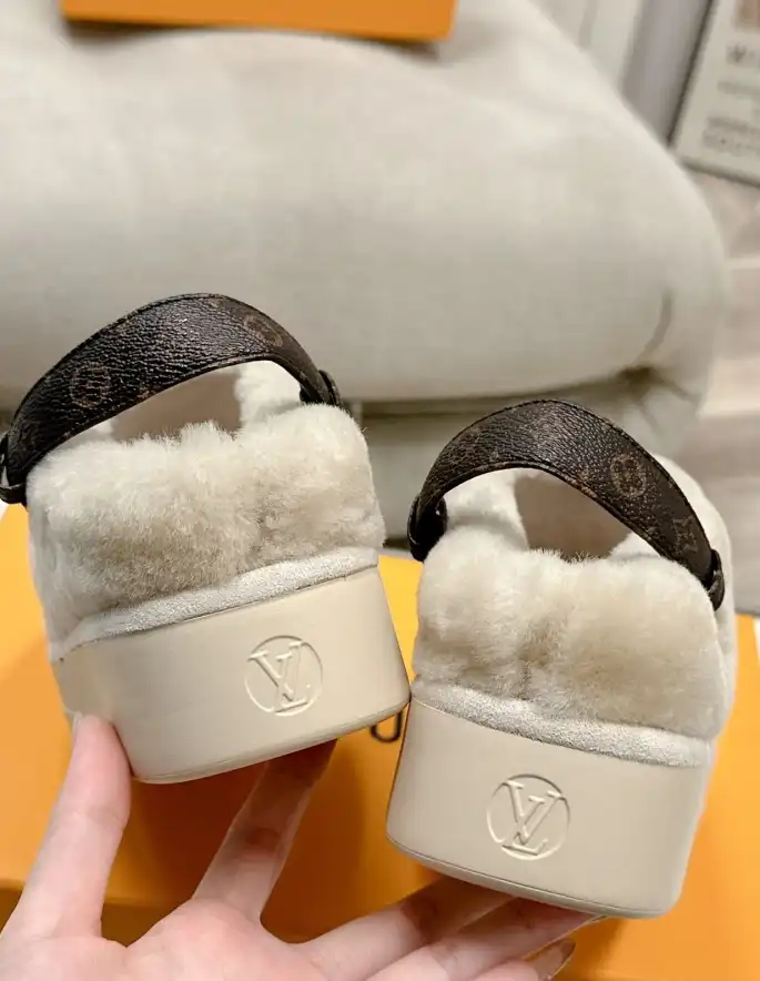 hype LV Slippers