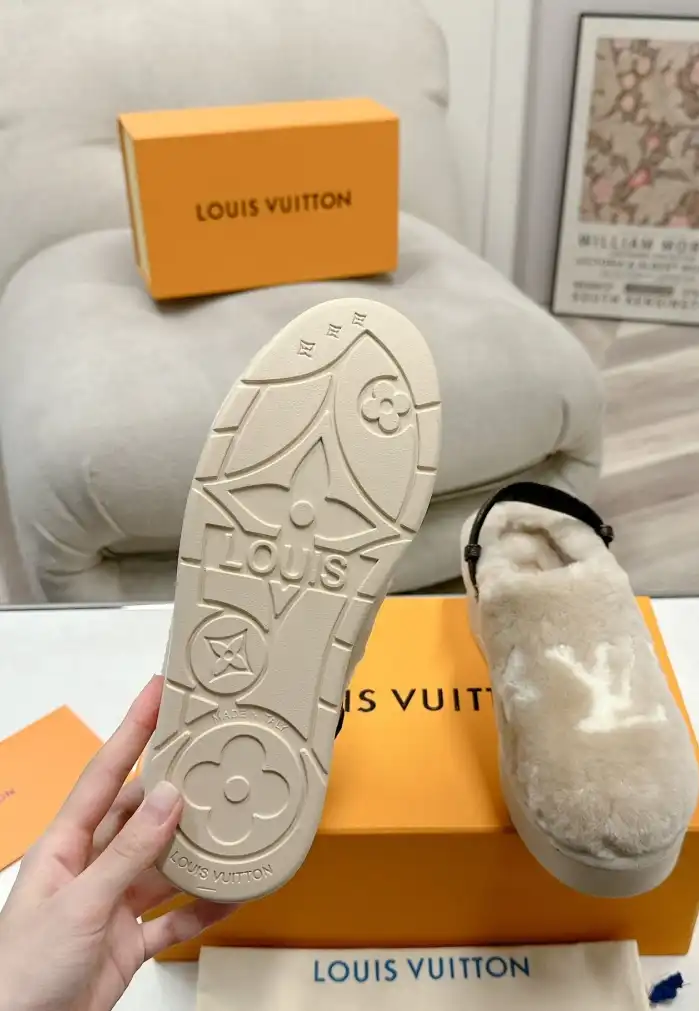 hype LV Slippers