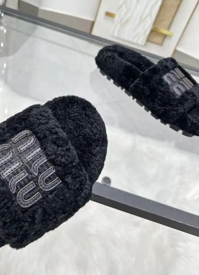 hype Miu Miu Slippers