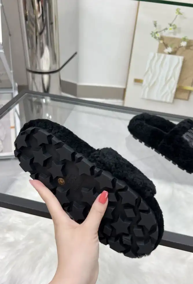 hype Miu Miu Slippers