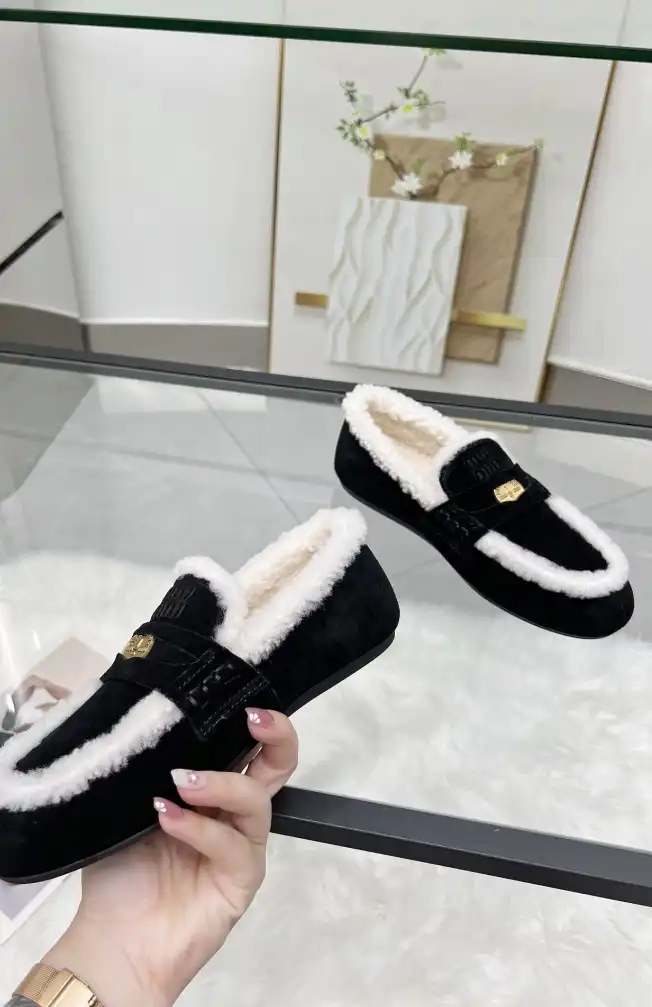 hype Miu Miu Casual Shoes