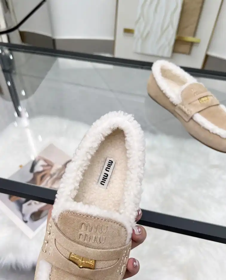 hype Miu Miu Casual Shoes