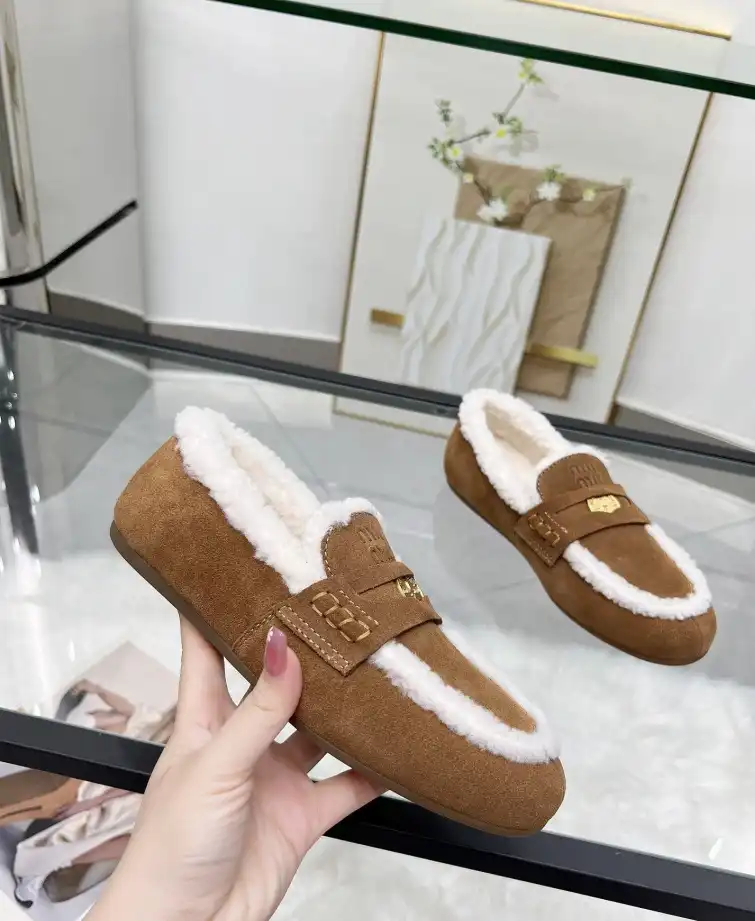 hype Miu Miu Casual Shoes