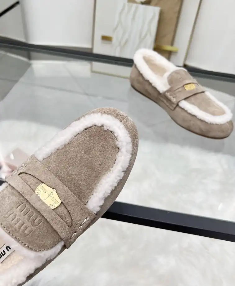 hype Miu Miu Casual Shoes