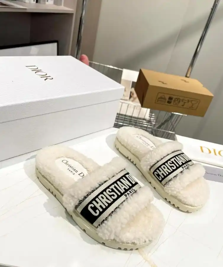 hype Christian Dior Slippers