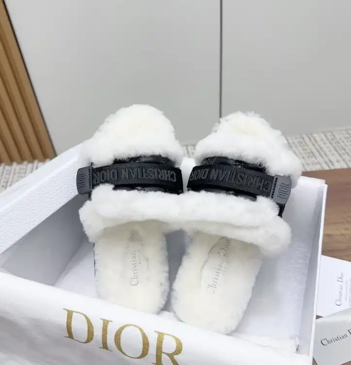 hype Christian Dior Slippers