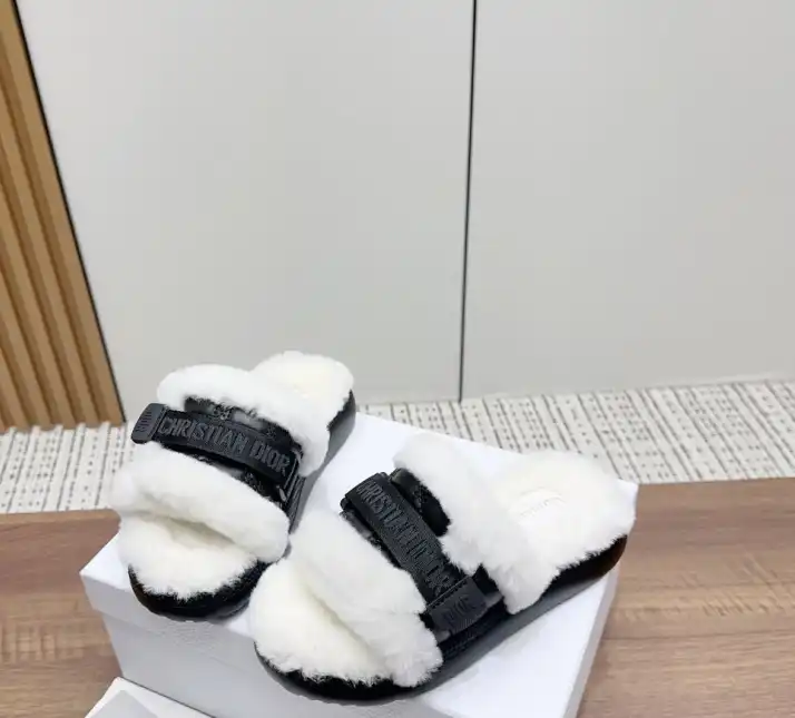 hype Christian Dior Slippers