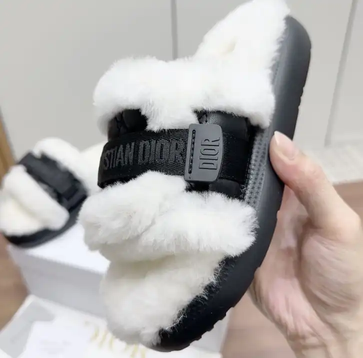 hype Christian Dior Slippers