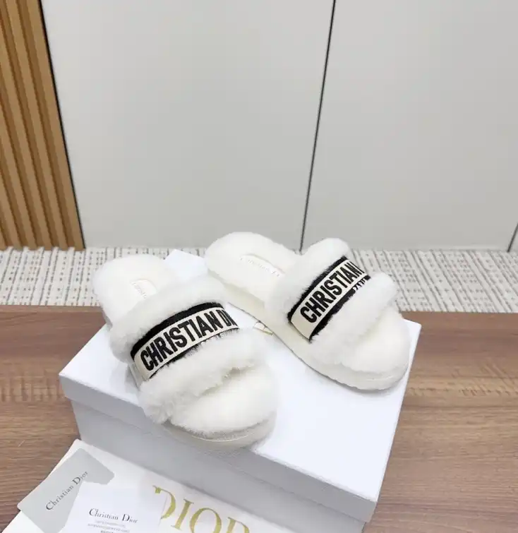 hype Christian Dior Slippers