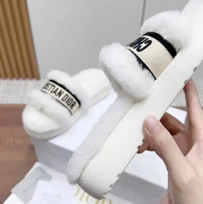 hype Christian Dior Slippers