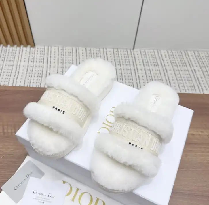 hype Christian Dior Slippers