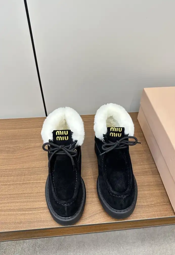 hype Miu Miu Casual Shoes