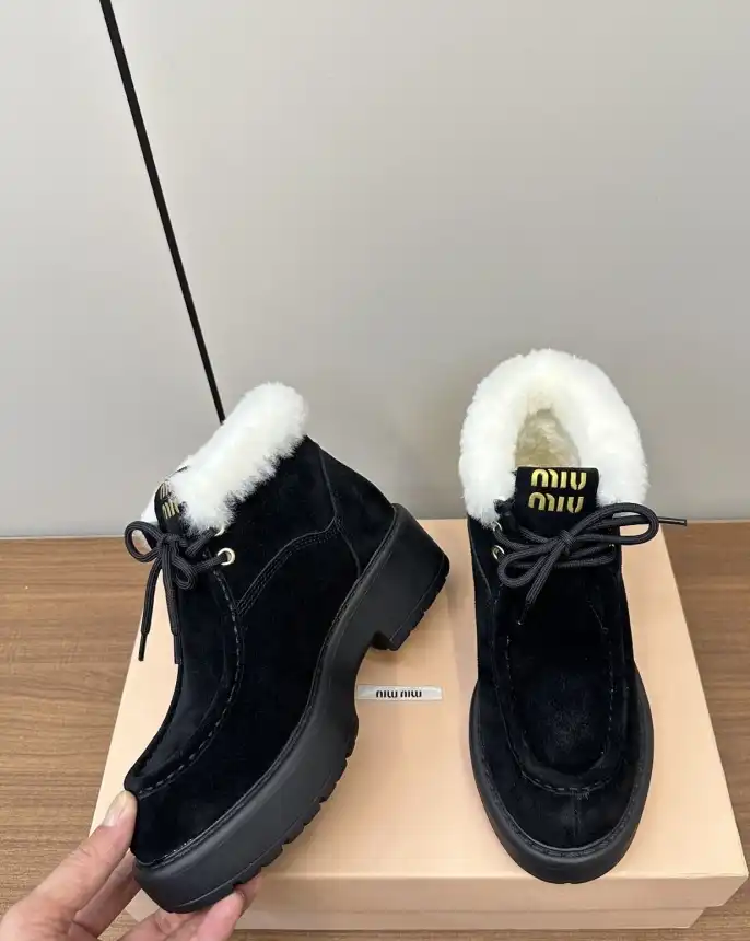 hype Miu Miu Casual Shoes