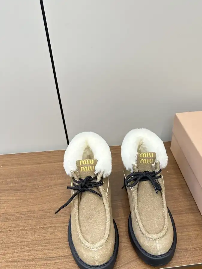 hype Miu Miu Casual Shoes