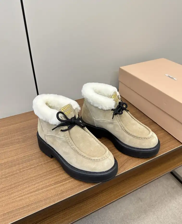 hype Miu Miu Casual Shoes