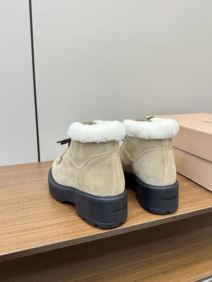 hype Miu Miu Casual Shoes