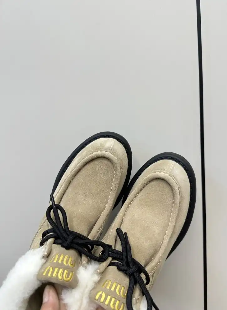 hype Miu Miu Casual Shoes