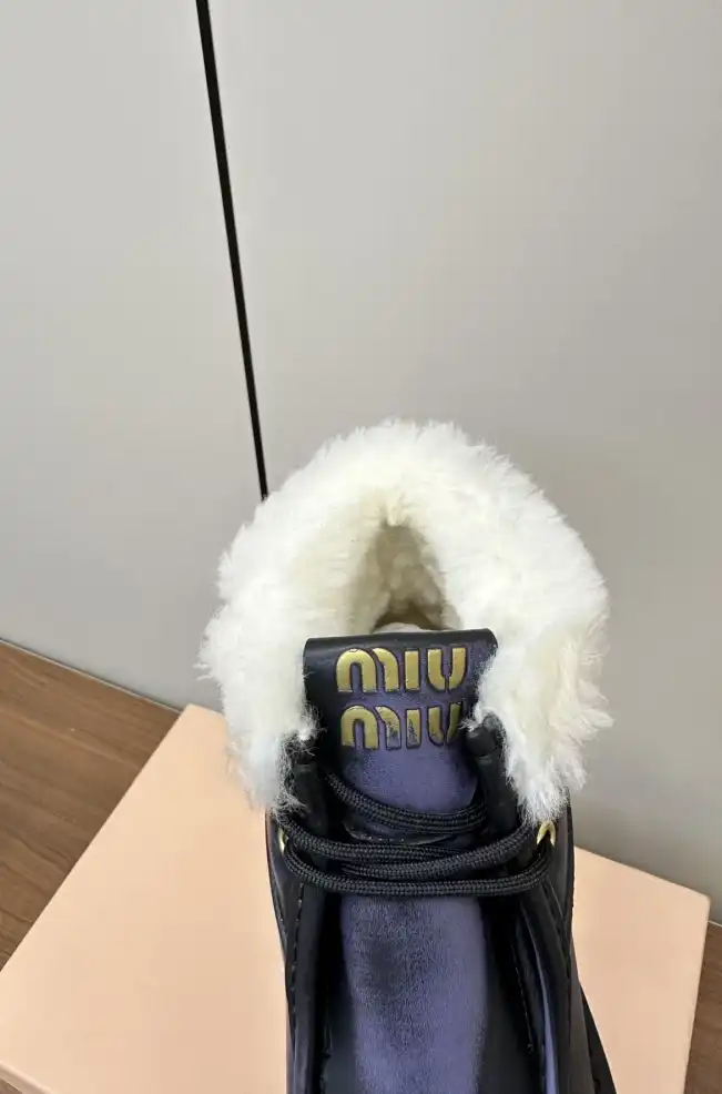 hype Miu Miu Casual Shoes