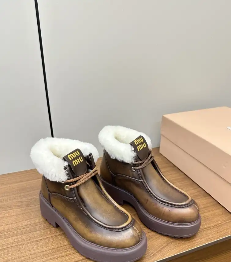 hype Miu Miu Casual Shoes