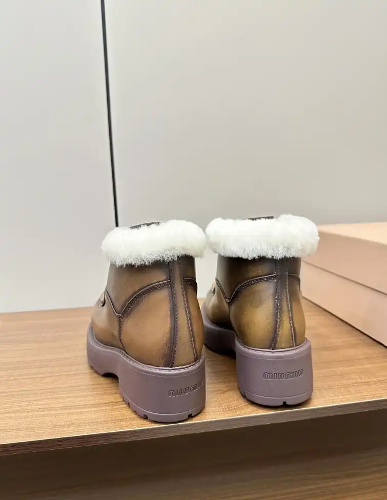 hype Miu Miu Casual Shoes