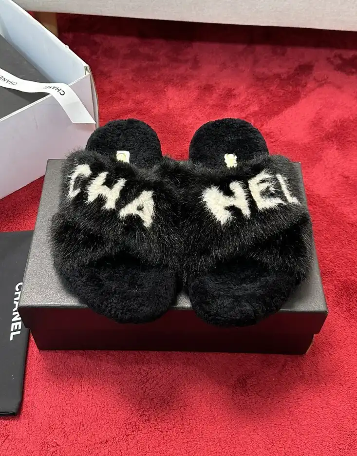 hype Chanel Slippers