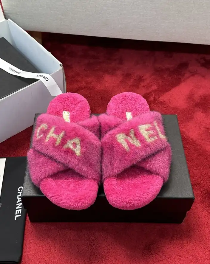 hype Chanel Slippers