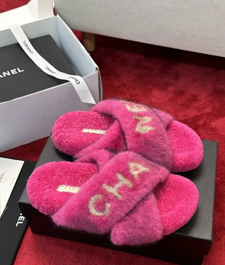 hype Chanel Slippers