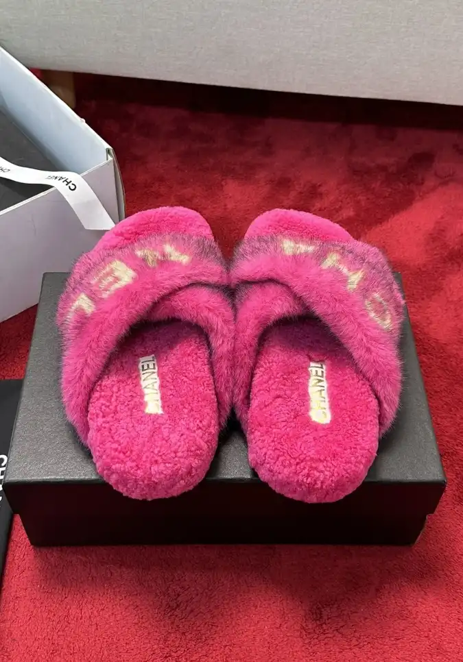 hype Chanel Slippers