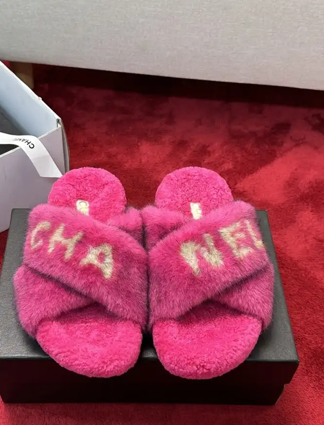 hype Chanel Slippers