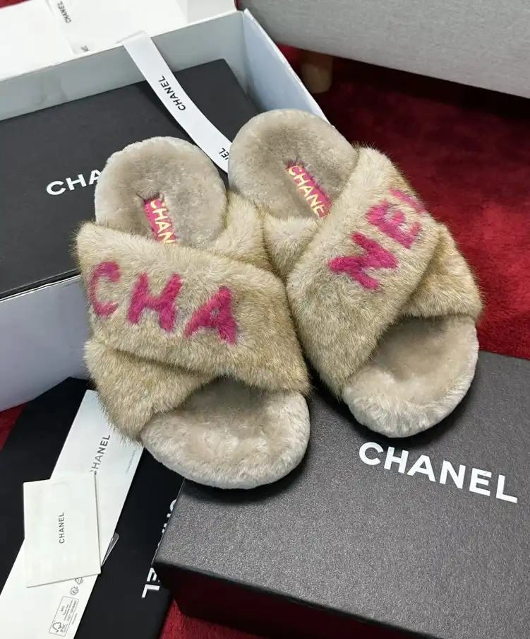 hype Chanel Slippers