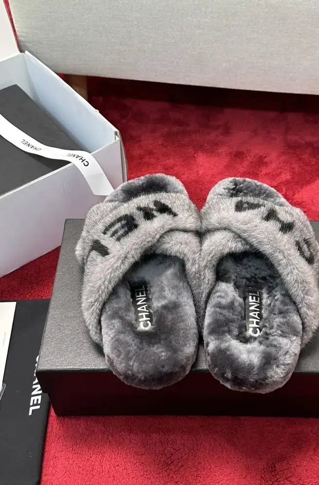 hype Chanel Slippers