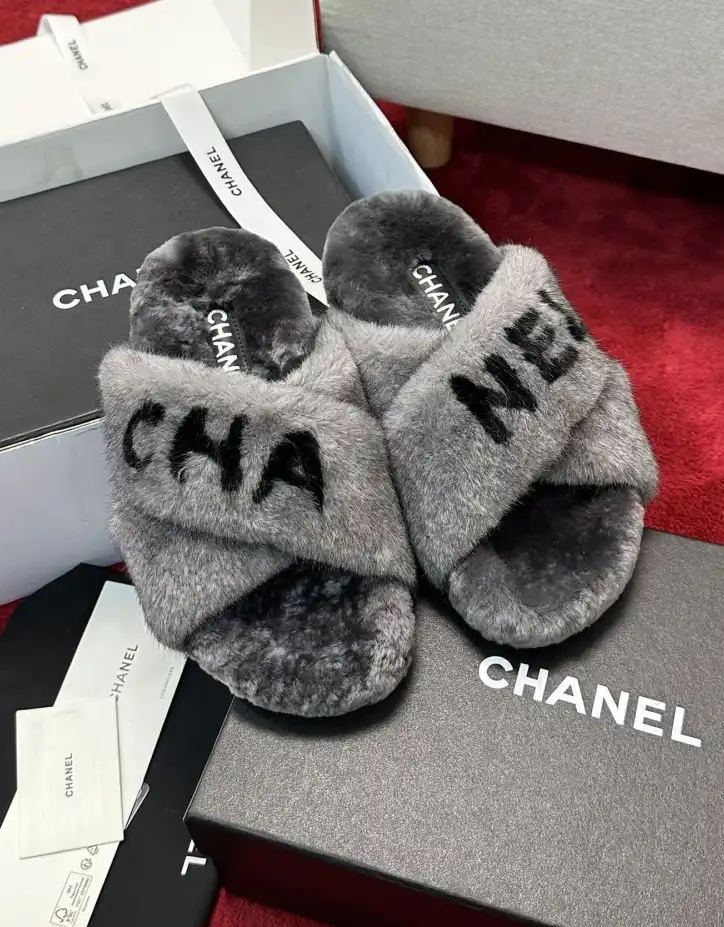 hype Chanel Slippers