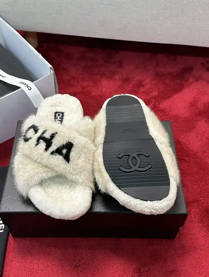 hype Chanel Slippers