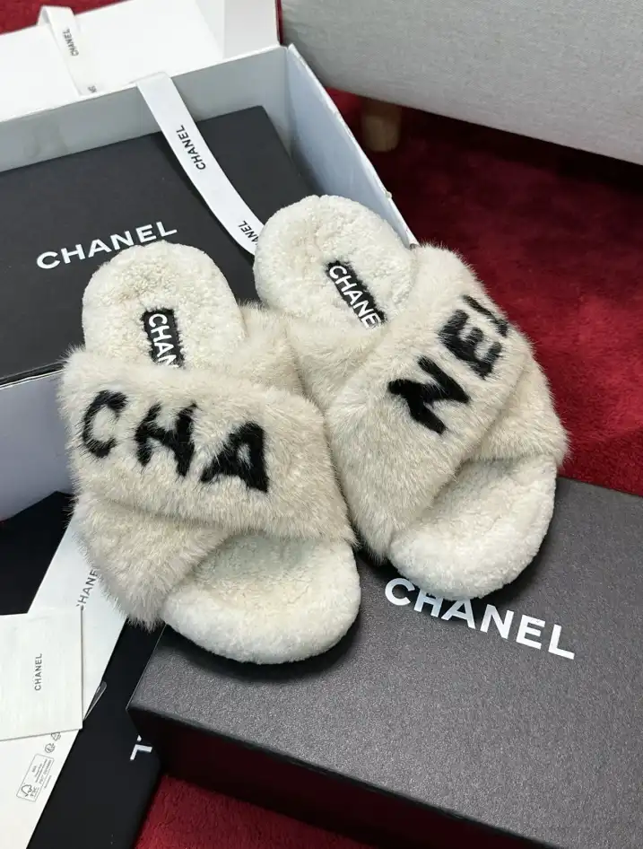 hype Chanel Slippers