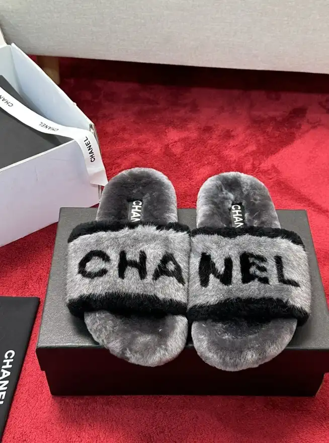 hype Chanel Slippers