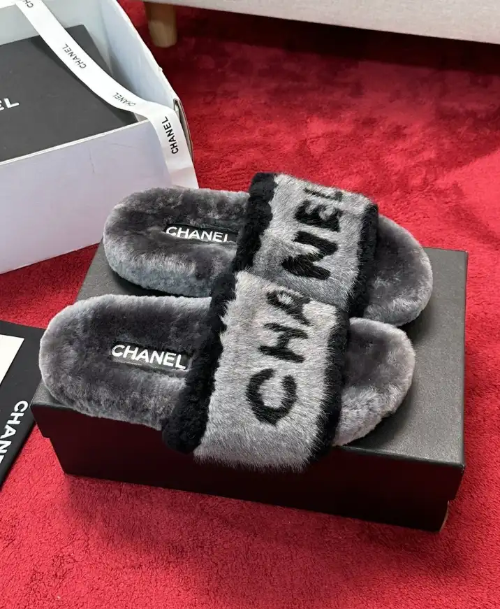 hype Chanel Slippers