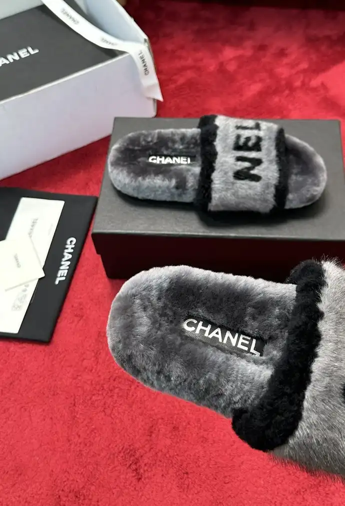 hype Chanel Slippers