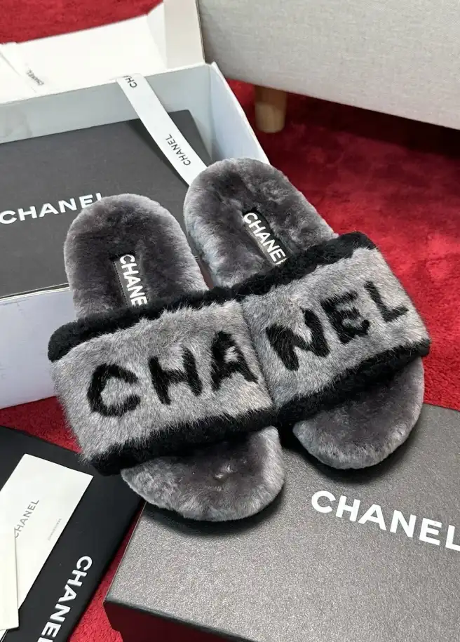 hype Chanel Slippers