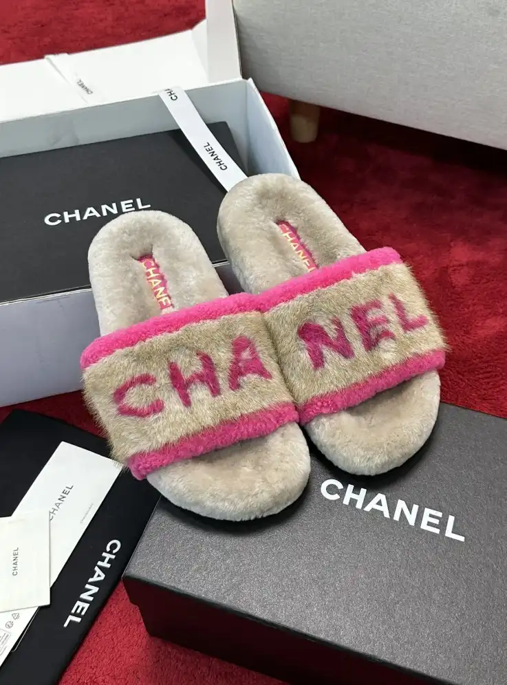 hype Chanel Slippers