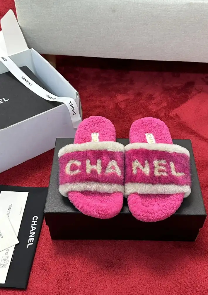 hype Chanel Slippers