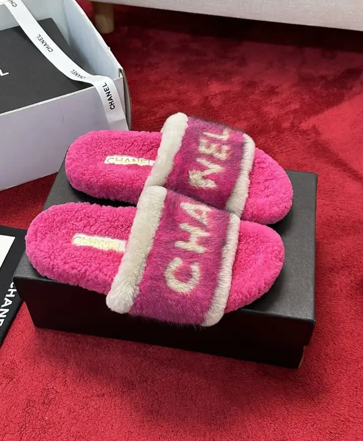 hype Chanel Slippers